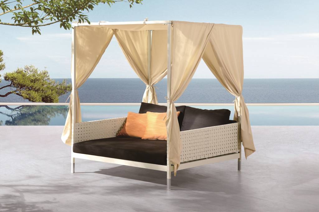 Taco Modern Outdoor Double Chaise Lounge Daybed With Canopy - Icon ...