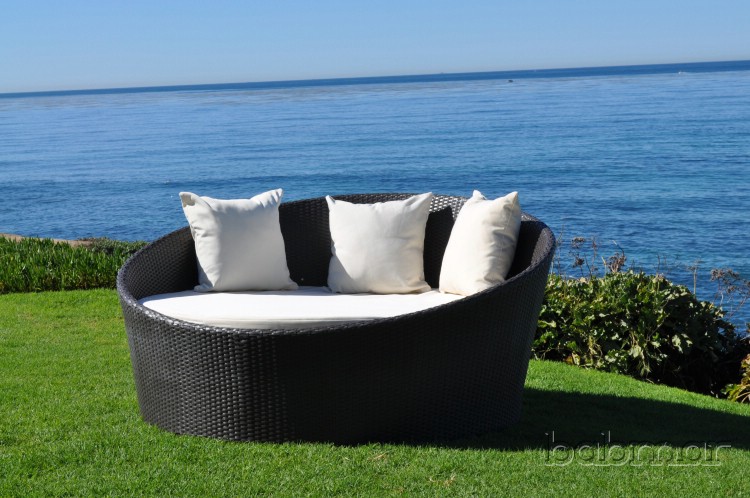 Iridium Modern Outdoor Round Chaise, Round Chaise Lounge Outdoor